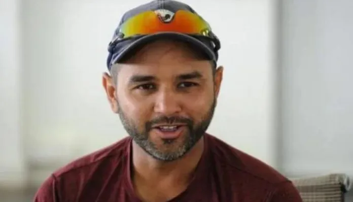 Parthiv Patel involves in a fight with a journalist on Twitter