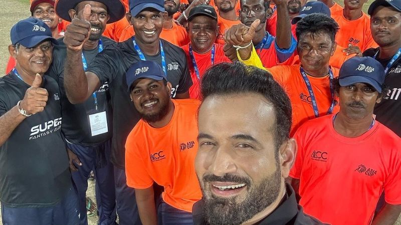 Irfan Pathan Pays Tribute to Sri Lankan Groundsmen; Shares Heartwarming Selfie With Them