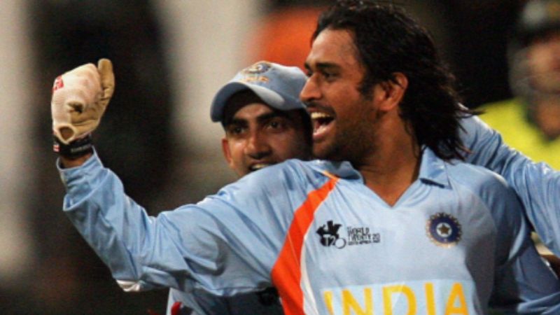 Gambhir Praises Dhoni For His Sacrifices For Indian Cricket