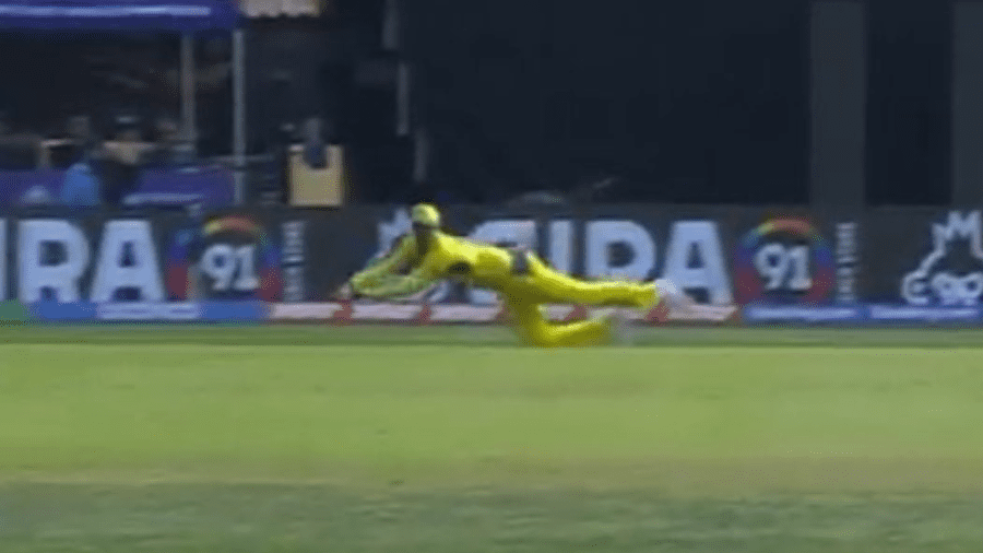 Mitchell Starc takes a stunning catch dismissing Devon Conway in AUS vs NZ