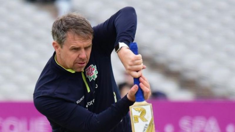 Carl Crowe Leaves Lancashire as Assistant Coach