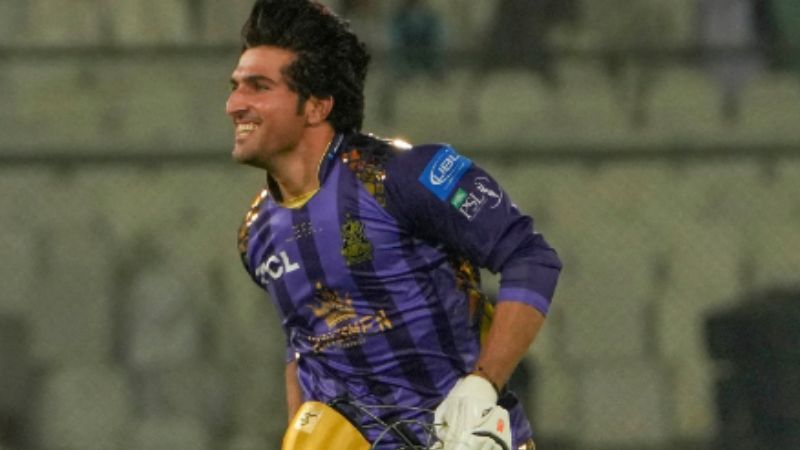 Viv Richards' Ecstatic Celebration: Mohammad Wasim's Last-Ball Six Secures Quetta Gladiators' PSL Playoffs Spot