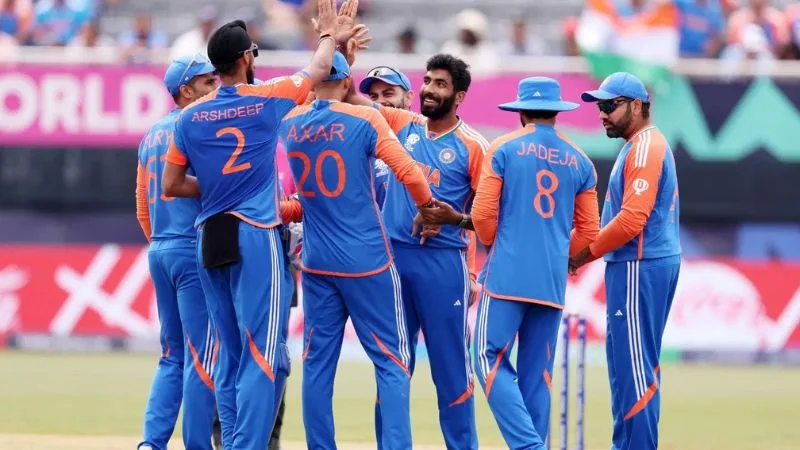 India Defend Lowest T20 Total Ever to Beat Pakistan by 6 Runs in a T20 World Cup Nail-biter
