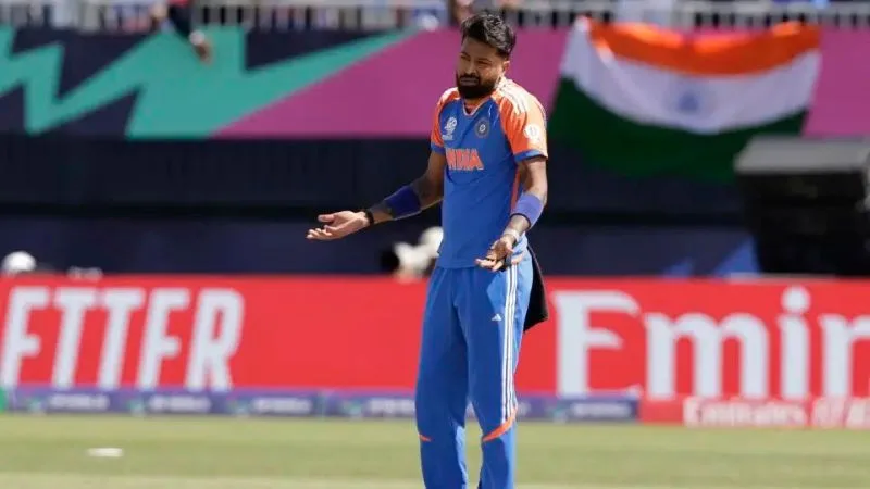 India vs Pakistan: Pandya's Shoulder Shrug Steals the Spotlight
