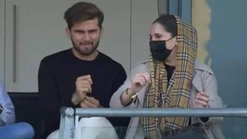 Shaheen Afridi watches India vs Pakistan Champions match