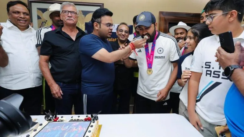 Team India's Homecoming: Trophy Cake in Delhi