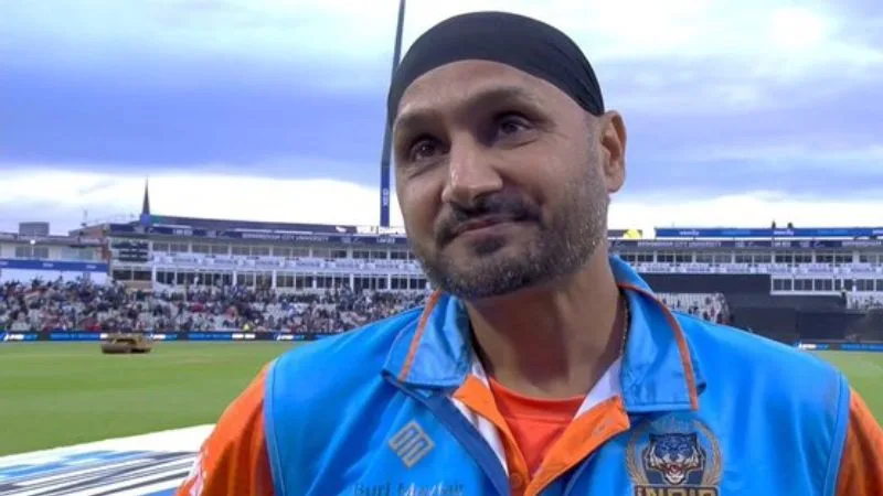 Harbhajan Singh Cheers 'Chak de India' as India Triumphs Over Pakistan in WCL