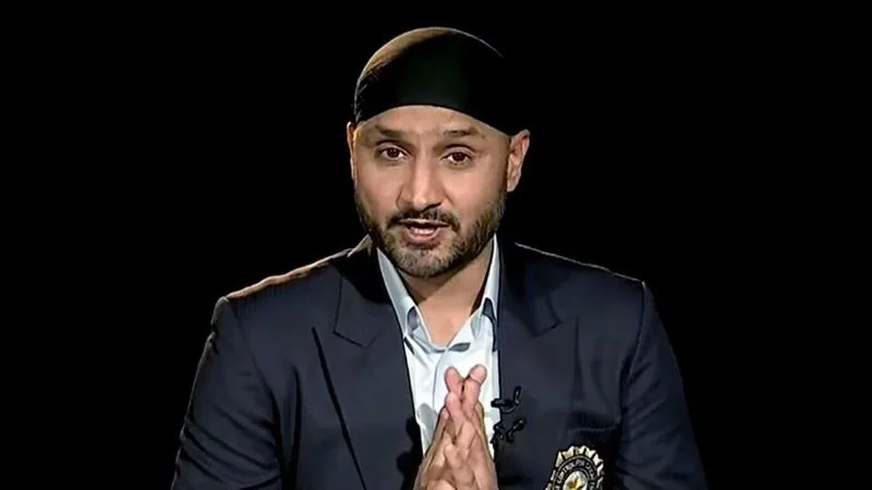 Harbhajan Singh Apologizes for Controversial Video with Yuvraj and Raina