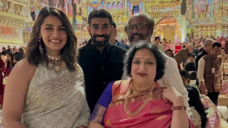 Jasprit Bumrah Meets Rajnikanth, Photo Goes Viral