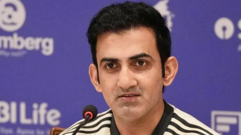 Gambhir Touched by Dravid's Support and Calls Him Selfless Cricketer