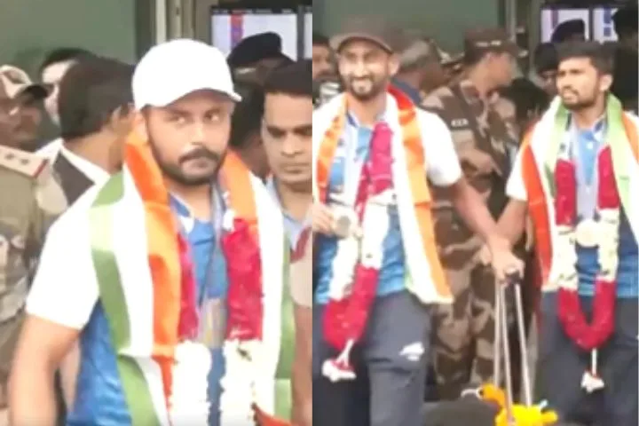 Indian Hockey Heroes Return Home to a Hero's Welcome in Delhi