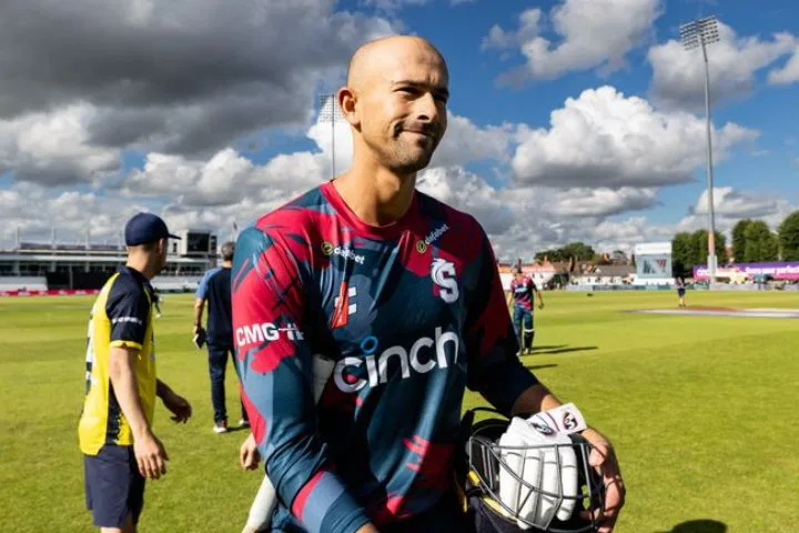 Northamptonshire Reunites with Ashton Agar for Vitality Blast QF