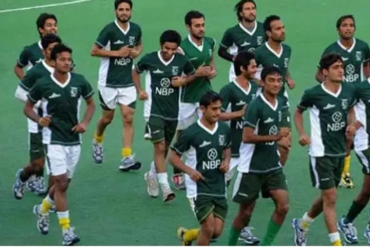 Pakistan Hockey Team Travels to China on Loans