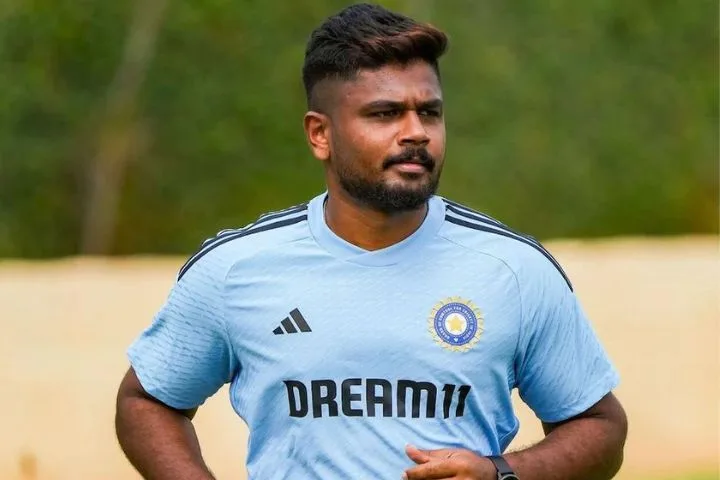 Sanju Samson Launches Kerala Cricket League Logo