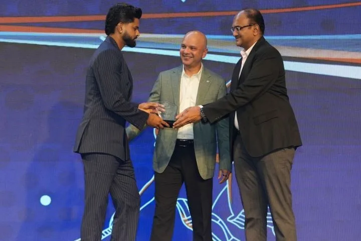 Shreyas Iyer Wins Star Sports T20 Leadership Award for IPL Success