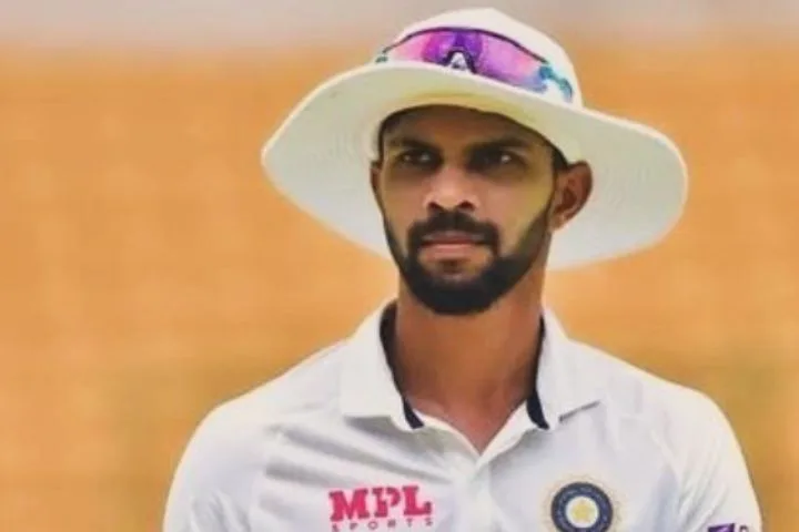 Gaikwad Retires Hurt After 2 Balls in Duleep Trophy 2024