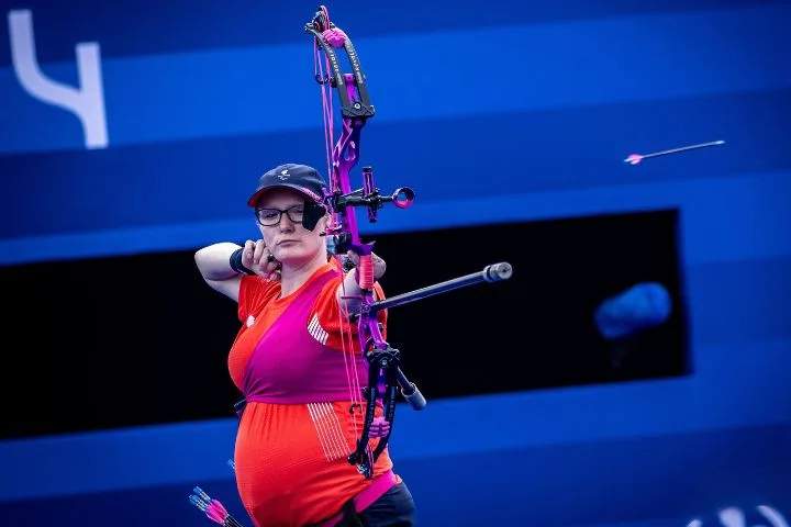 Jodie Grinham First Pregnant Paralympic Archery Medalist