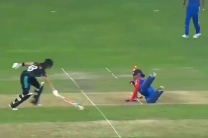 Amelia Kerr Run-Out Controversy in IND vs NZ T20 Clash