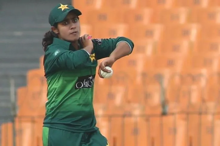 Pakistan Women Denied Wicket Due to Bowler's Towel Drop