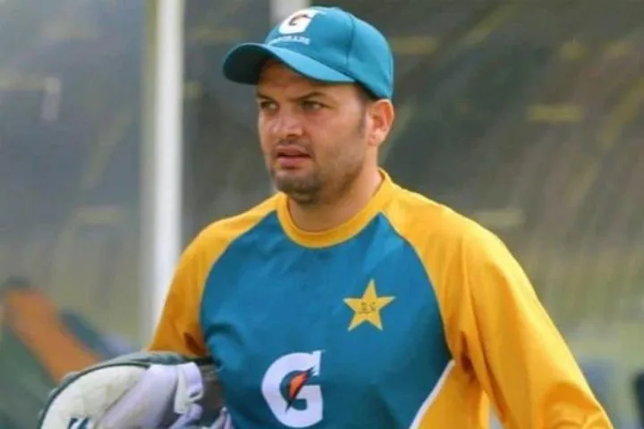 Usman Qadir Retires from Pakistan Cricket at 31